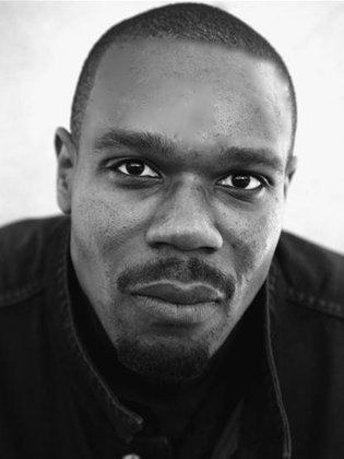 丹尼尔·阿德博伊加 Daniel Adegboyega照片