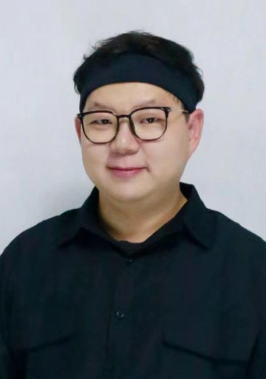 杨棽 YoungSir照片