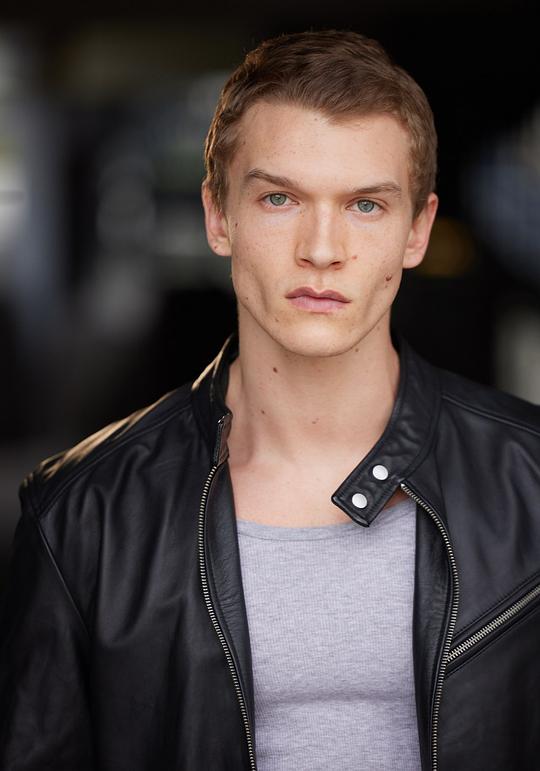 康纳·斯托瑞 Connor Storrie照片