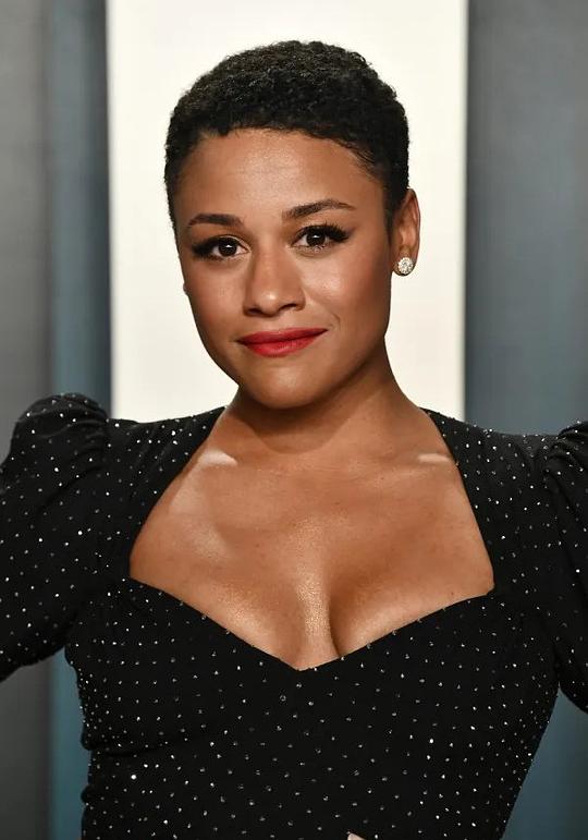 阿丽亚娜·德博斯 Ariana DeBose照片