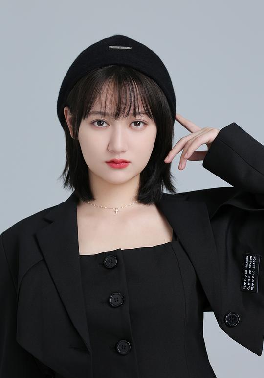 董思怡 Siyi Dong照片