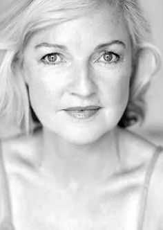 吉纳维芙·莫伊 Genevieve Mooy照片