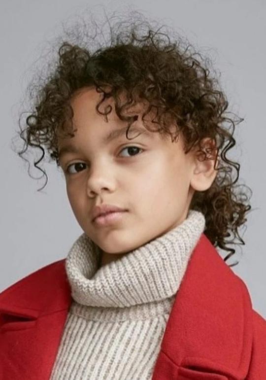 艾娃·乔伊斯·麦卡锡 Ava Joyce McCarthy照片