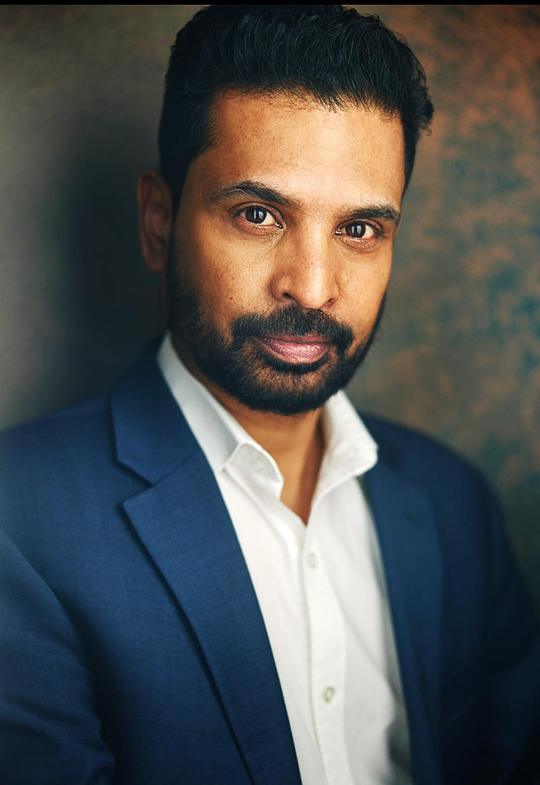 迪内希·迪亚加拉詹 Dinesh Thyagarajan照片