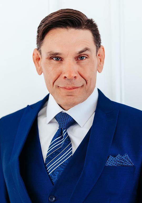 汤米·舒尔茨 Tommy Schultz照片