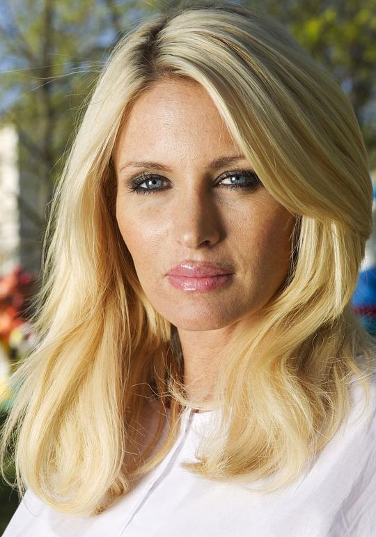 卡罗琳娜·金宁 Carolina Gynning照片