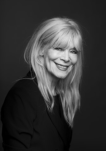 米娅·本森 Mia Benson照片