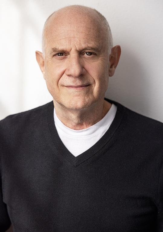 迈克尔·萨克特 Michael Saccente照片