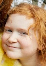 杰西·辛克 Jacey Sink照片