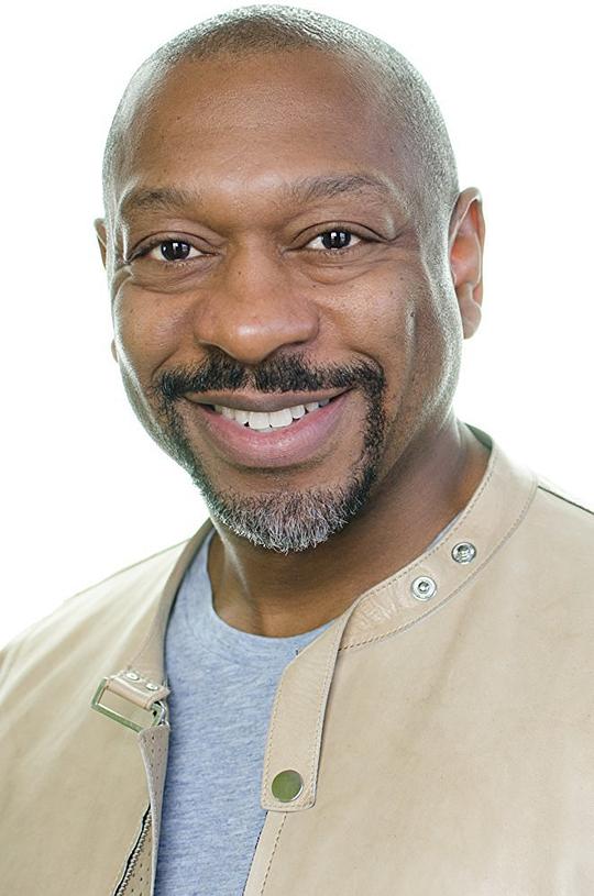 阿尔顿·菲茨杰拉德·怀特 Alton Fitzgerald White照片