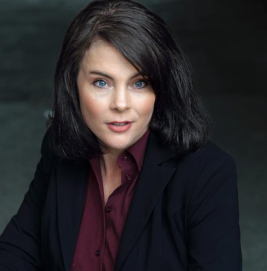 艾普·卡萝尔 April Carroll照片