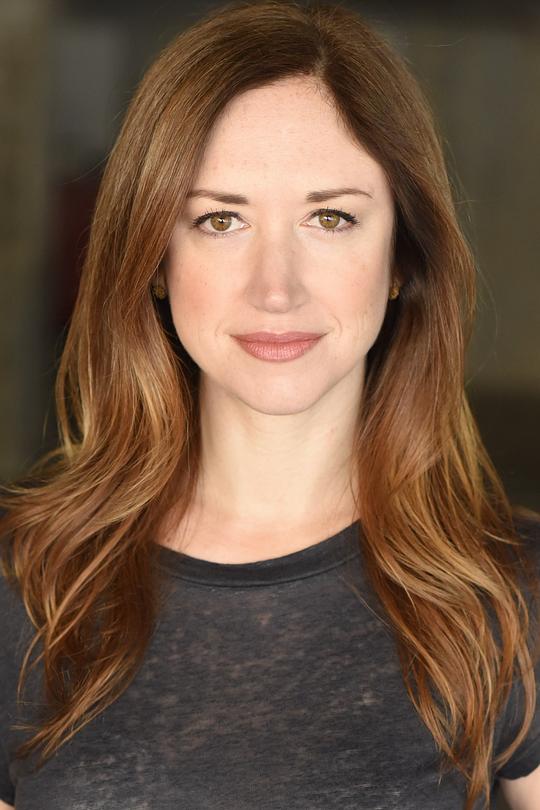 贝丝·皮尔格林 Beth Pilgreen照片