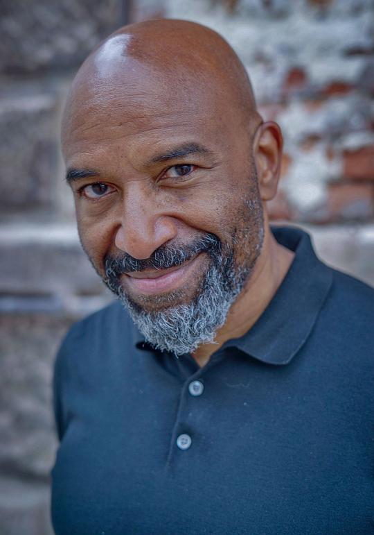 保罗·梅纳德 Paul A Maynard照片