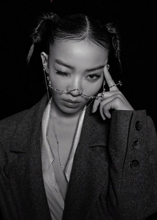 毛衍七 Vava照片