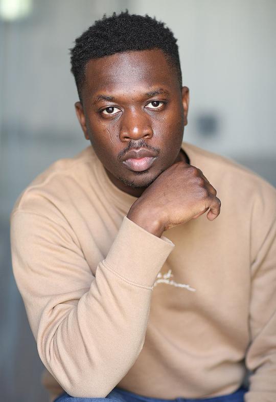 马拉·希瑟 Mara Cisse照片