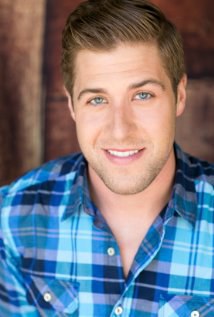 海耶斯·梅居尔 Hayes Mercure照片