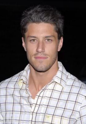 布兰登·奎因 Brandon Quinn照片