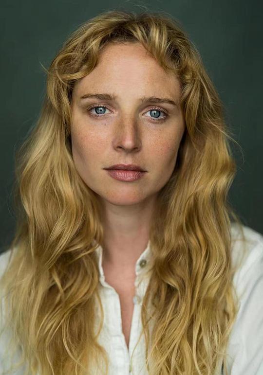 娜塔莉·索瑞尔 Nathalie Sorrell照片