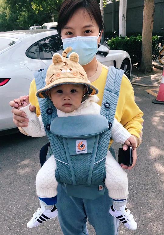 胡舒欣 Shuxin Hu照片