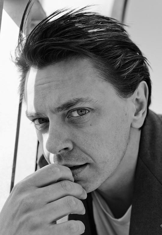 彼得·德雷曼尼斯 Peter Dreimanis照片