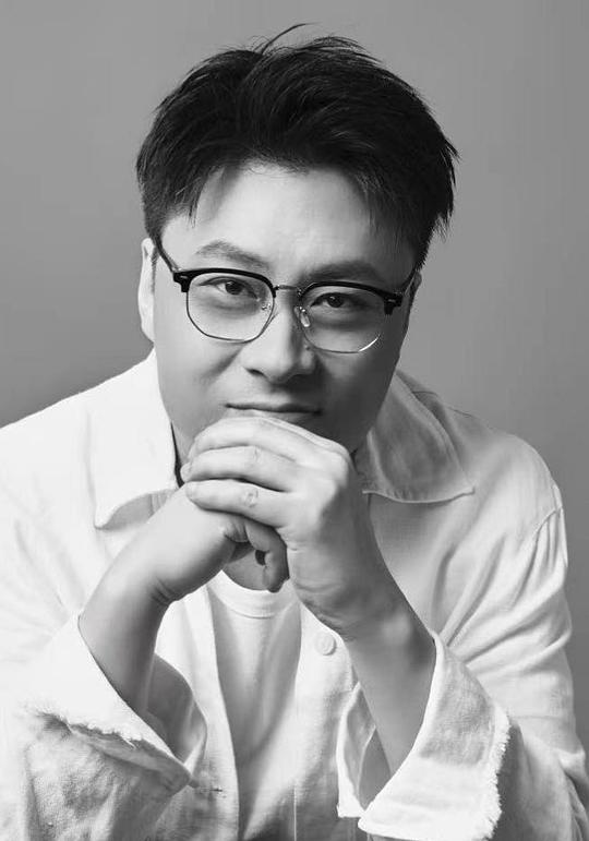 黄鹤宇 Heyu Huang照片