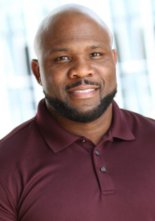 亚伦·奎克·奈尔森 Aaron Quick Nelson照片