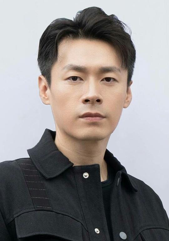 于清斌 Qingbin Yu照片