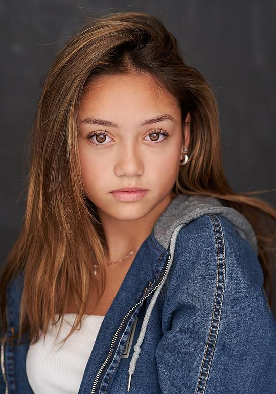 阿丽安妮·罗斯 Arianny Ross照片