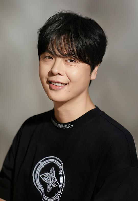 袁原 Yuan Yuan照片