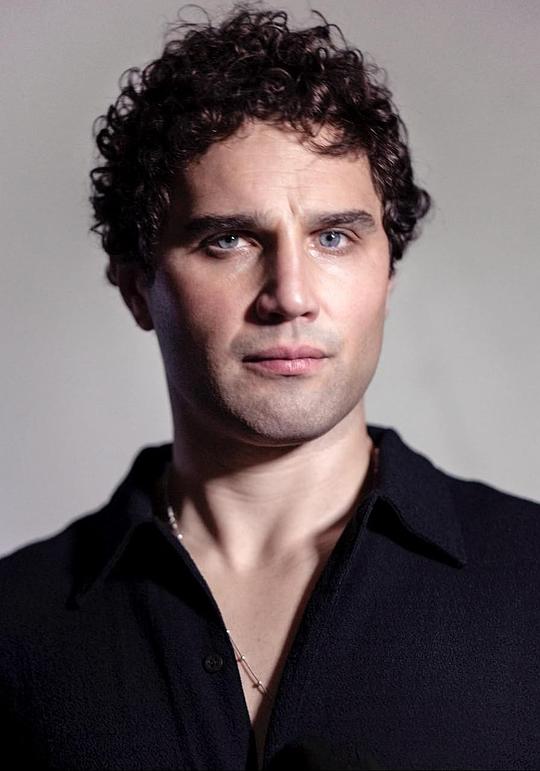 亚历克斯·布罗克多夫 Alex Brockdorff照片