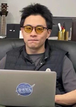 冯勇沁 Yongqin Feng照片