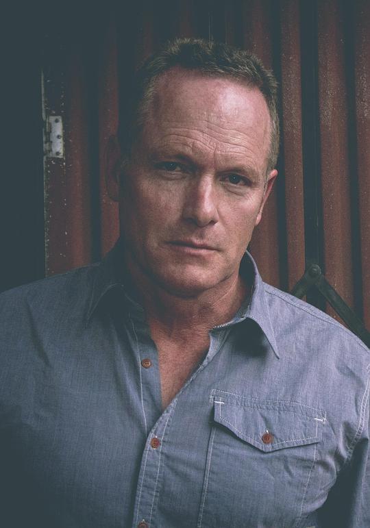 詹姆斯·班农 James Bannon照片