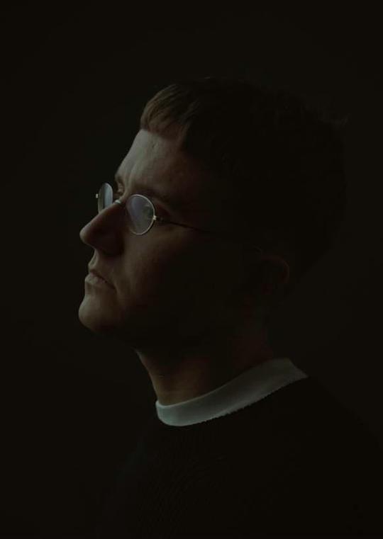 杰瑞米·考克斯 Jeremy Cox照片