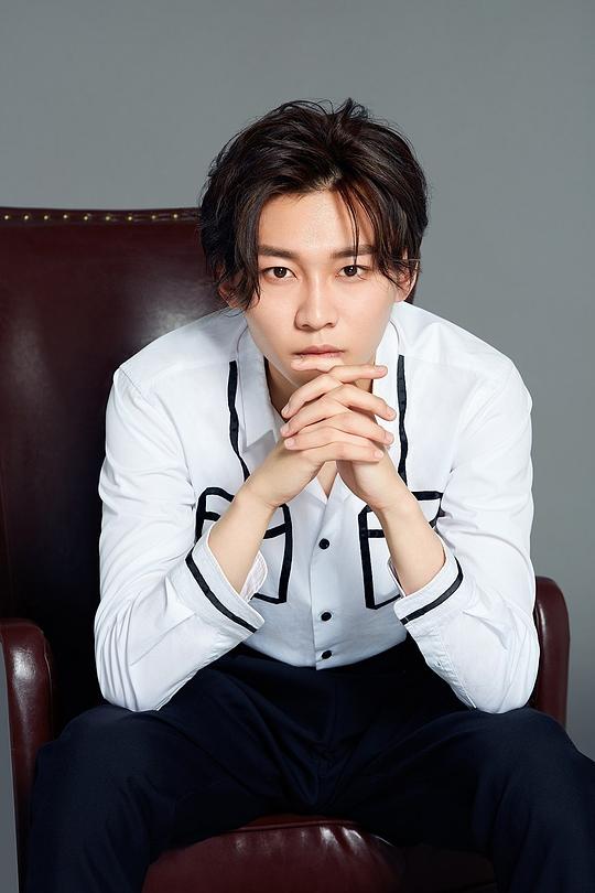 刘怡潼 Yitong Liu照片