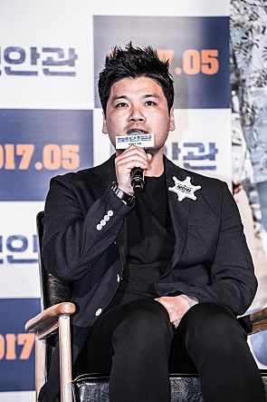 金炯柱 Hyeong-ju Kim照片