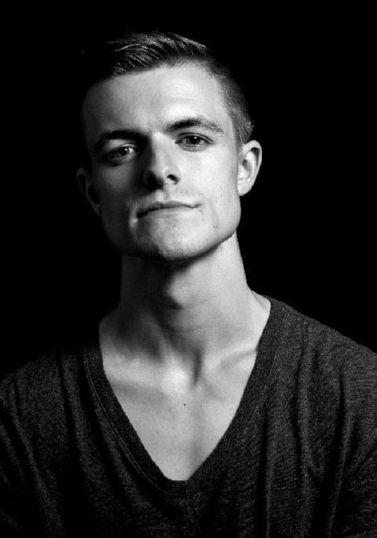 崔斯坦·德比尔 Tristan de Beer照片