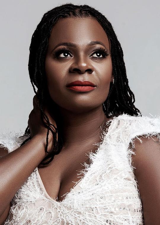 朱迪斯·塞普玛 Judith Sephuma照片