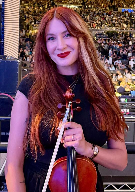 莫莉·罗杰斯 Molly Rogers照片