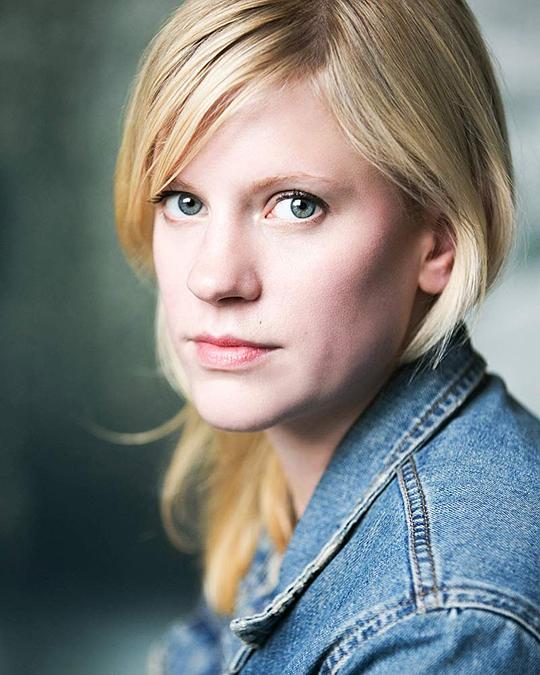 詹妮弗·阿尔莫 Jennifer Armour照片