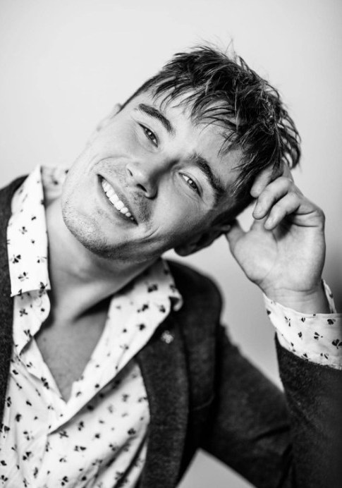 迈克尔·谢伊 Michael Shea照片