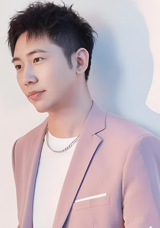 史泽鲲 Zekun Shi照片