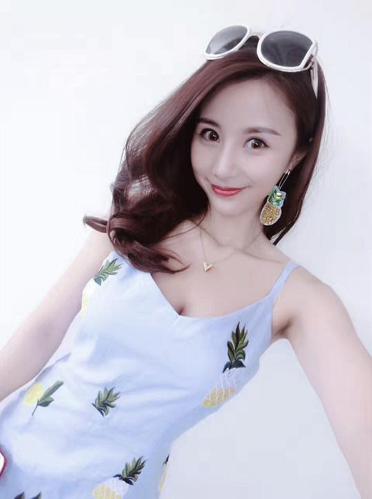 纪文君 Wenjun Ji照片