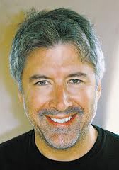 德兰·萨拉菲安 Deran Sarafian照片