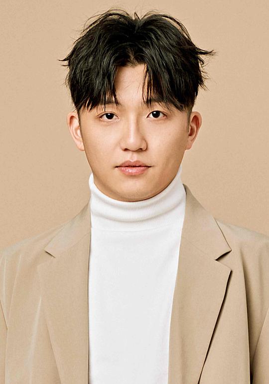 刘同 Tong Liu照片