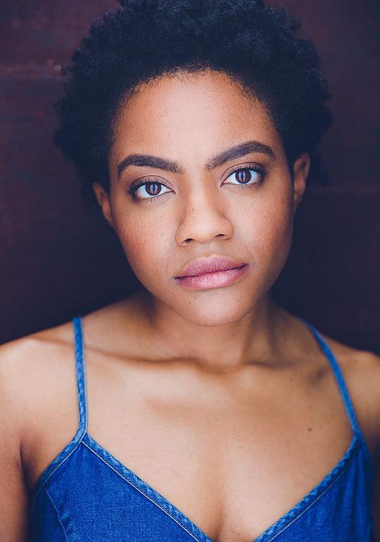 加比·比恩斯 Gabby Beans照片