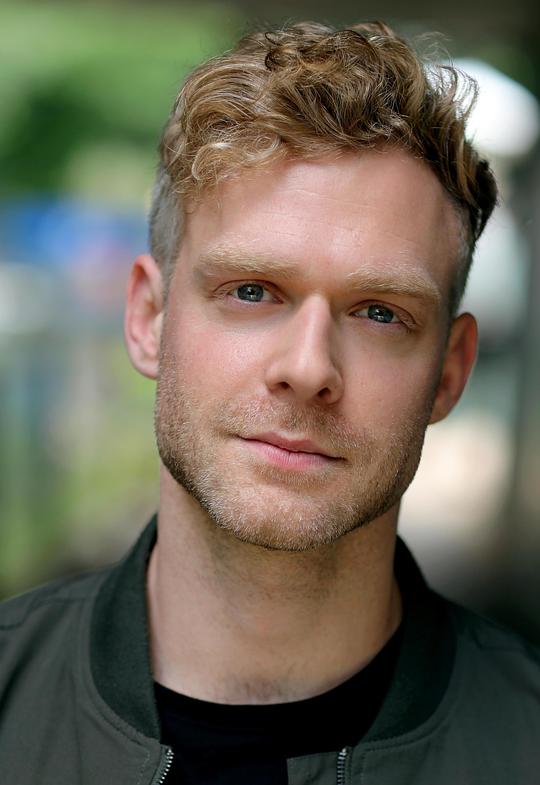 亚历克斯·库克 Alex Cooke照片