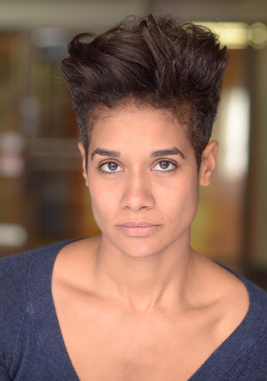 卡米尔·埃特布 Camille Atebe照片