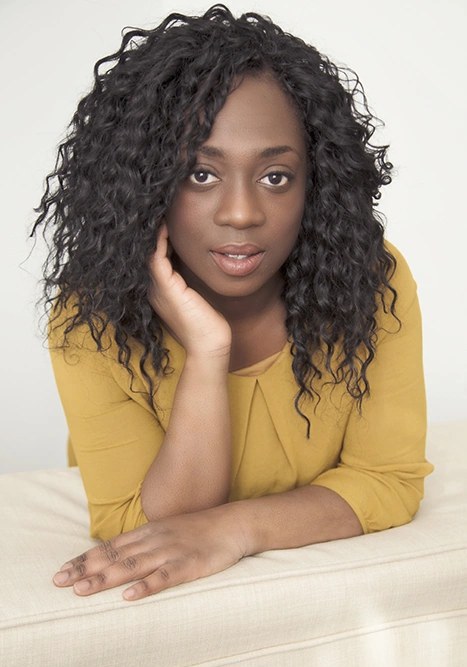 莉莉·姚森 Lily Yawson照片