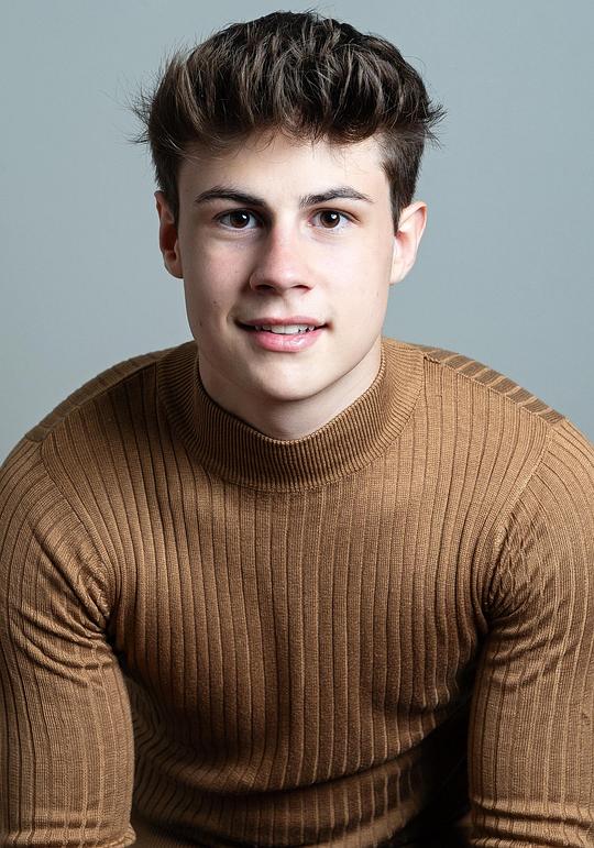 艾文·坎保 Aven Campau照片