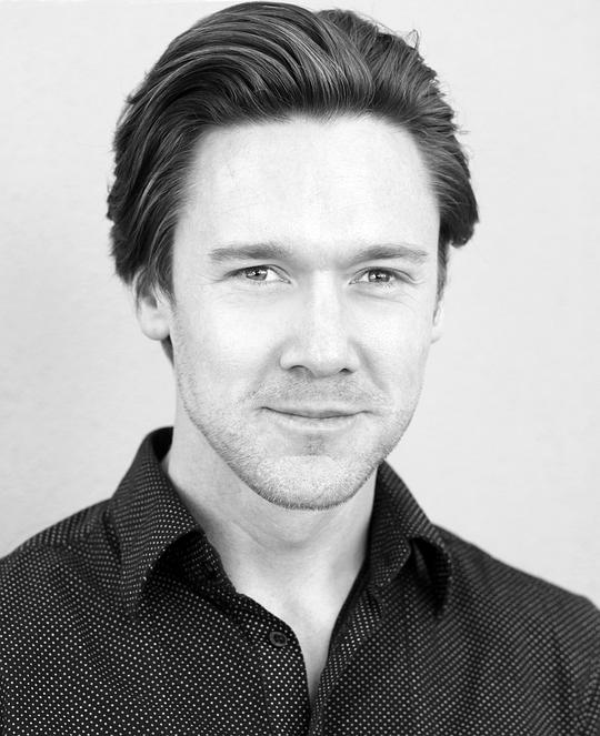 本·普伦德加斯特 Ben Prendergast照片